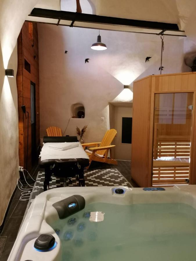 Les Terres Rouges 06 Bed & Breakfast Guillaumes Luaran gambar